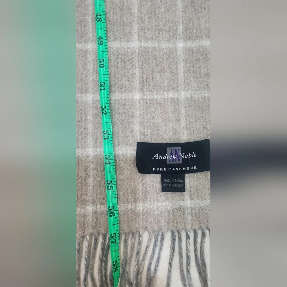Andrew Noble Gray and Beige Cashemire Scarf‎